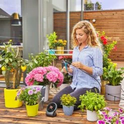 Gardena AquaBloom Solar Powered Watering System -Boo Greenhouses Shop GAASPWS4