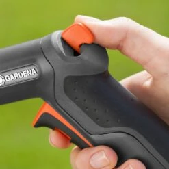 Gardena Premium Multi Purpose Spray Gun -Boo Greenhouses Shop gspmamps6